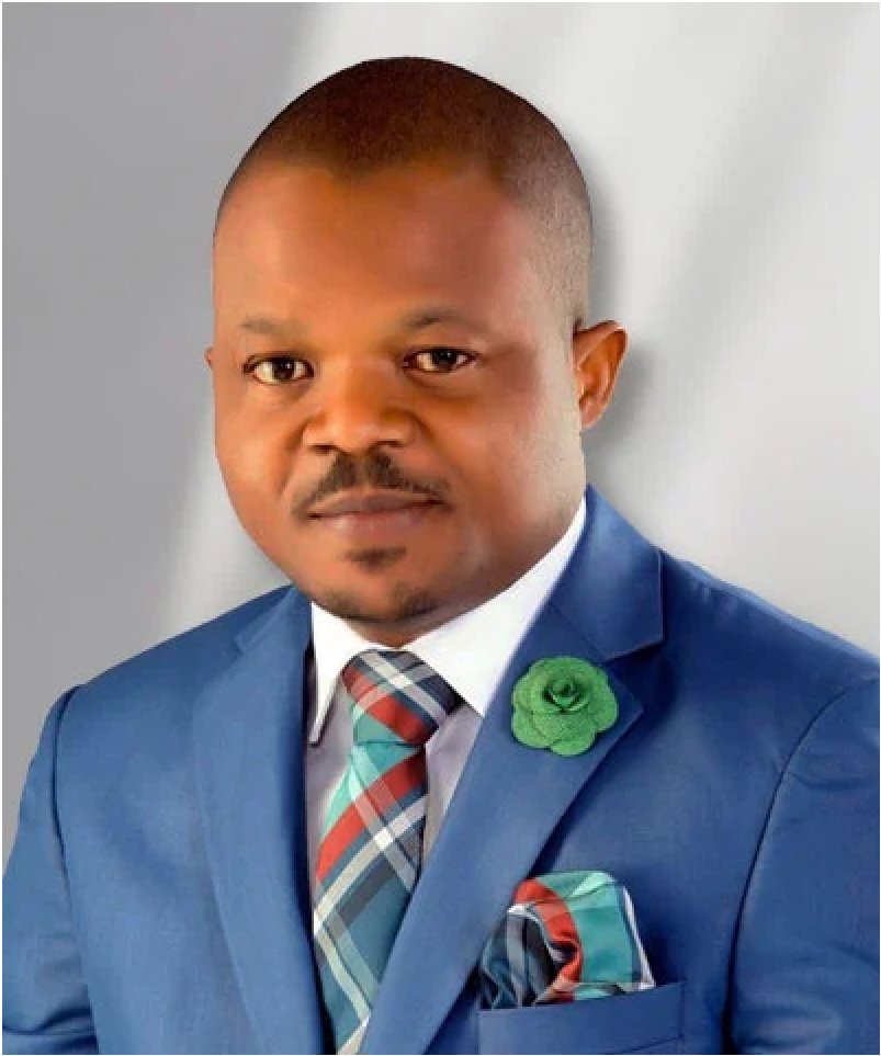 Armstrong 'Tope Akintunde